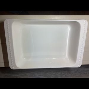 9x13 porcelain dish by Ciroa white